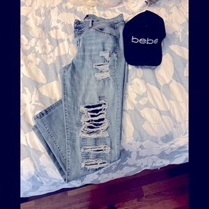 Bebe hat and jeans 👖 size 10